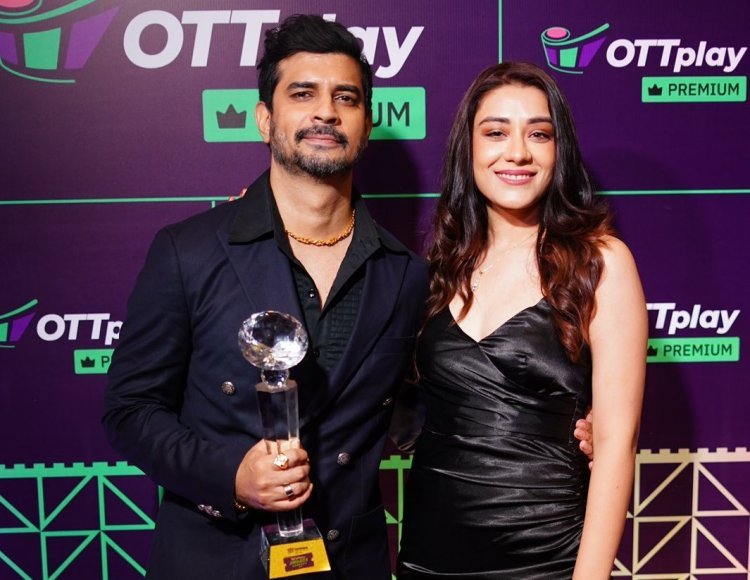 'Yeh Kali Kali Aankhein' actress Anchal Singh Looked Gorgeous in a Black Bodycon Dress at the OTT Play Awards