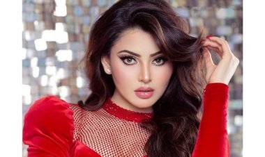 Urvashi Rautela Sprinkles S*xiness As She Flaunts Her Sexy Legs In Sol Angellan Thigh High Slit Cut Dress