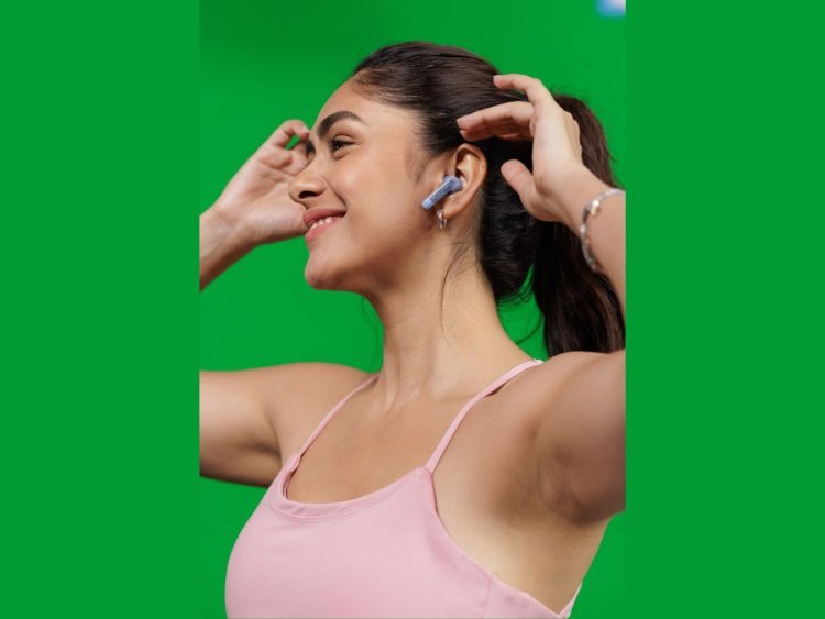 oraimo’s Star Power Spark ropes in Mrunal Thakur as the 'New Icon' for Smart Accessories