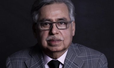 Case filed against Hero Moto Corp CEO Pawan Munjal, police accused the case of forgery and fraud.