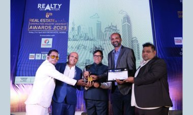 Best Quality Construction Award by Realty Quarters 2023 – Atharv Lifestyle