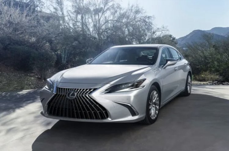 Lexus ES Crafted Collection: Price starts from around Rs 65 lakh, equipped with powerful electric motor and many great features