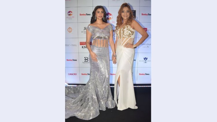 Designer Ritu Wadhwa stuns style-filled BT’s Fashion Week; gets applauses