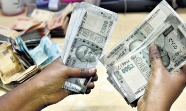 Rupee strengthened against dollar in early trade, is trading with so much money rising