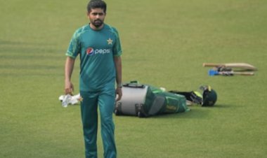 'It is easy to give opinion while sitting on TV', Babar Azam got angry at critics, gave a big statement about leaving the captaincy