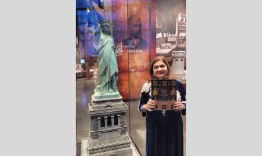 Sima Taparia Receives Elite Most Influential Indian Award at Statue of Liberty in New York