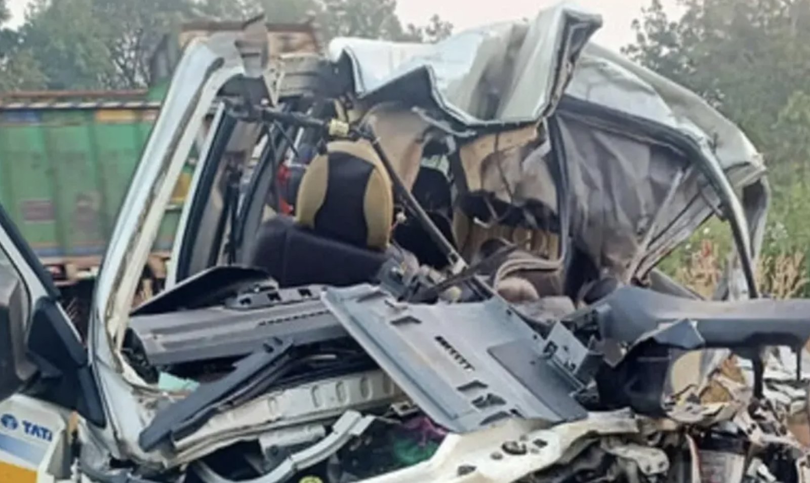 Tragic road accident: 8 dead, 7 serious in collision between van and truck