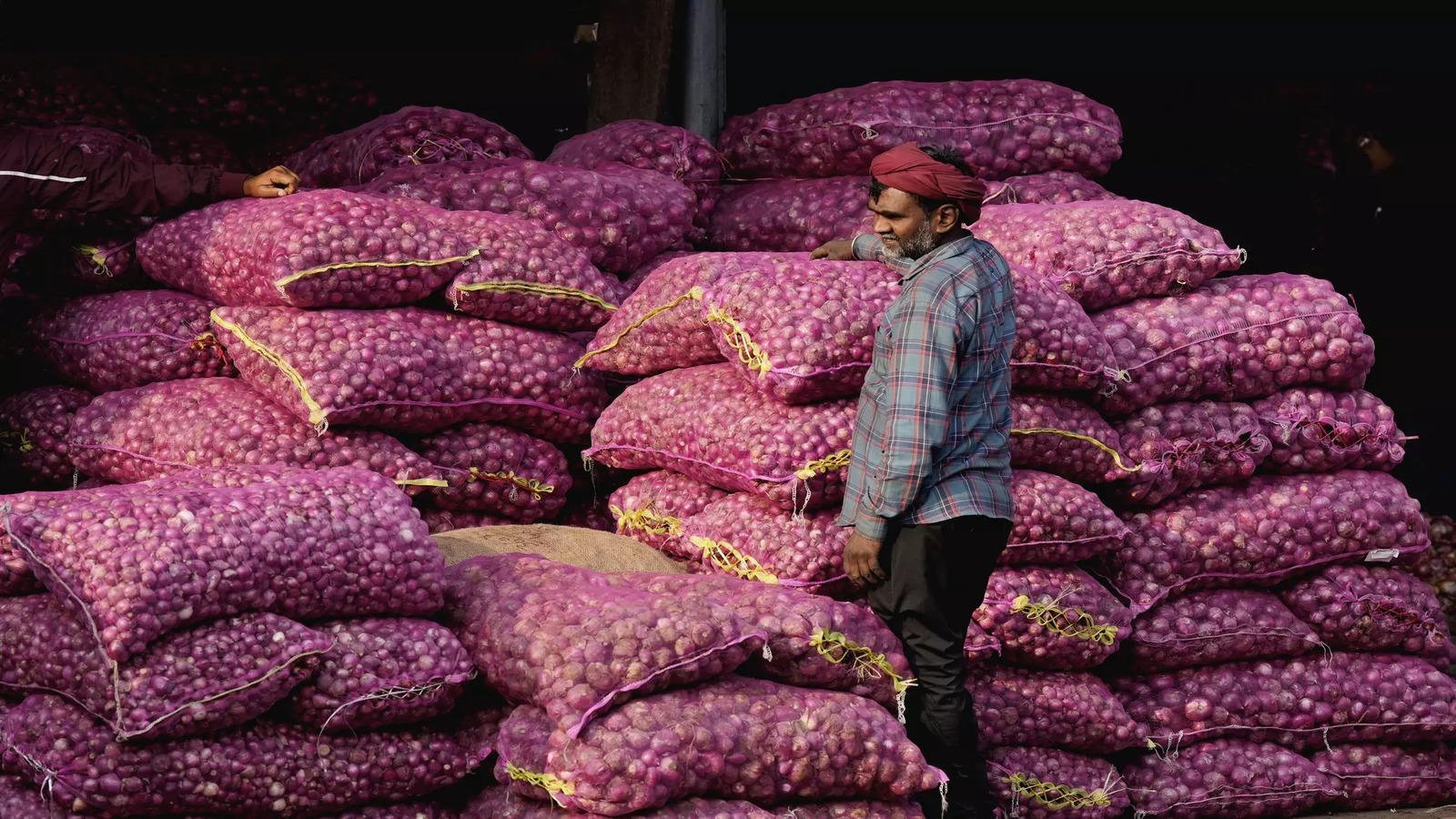 Onion may become cheaper by January 2024, government expects price to be below Rs 40 per kg