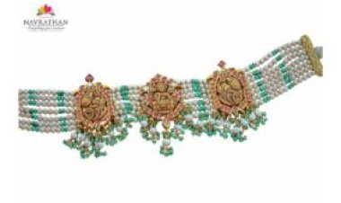 Polki Diamonds and Pearls Shine in Navrathan Jewellers New Collection