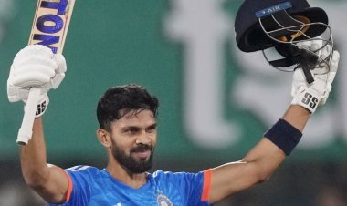 Ruturaj scored the most runs in T20I against Aus, this player is proud of his success