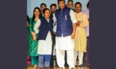 Rushabh Turakhia, founder of Your Turn Now, was conferred with the Rex Karam Veer Chakra Award for spreading kindness across the globe!