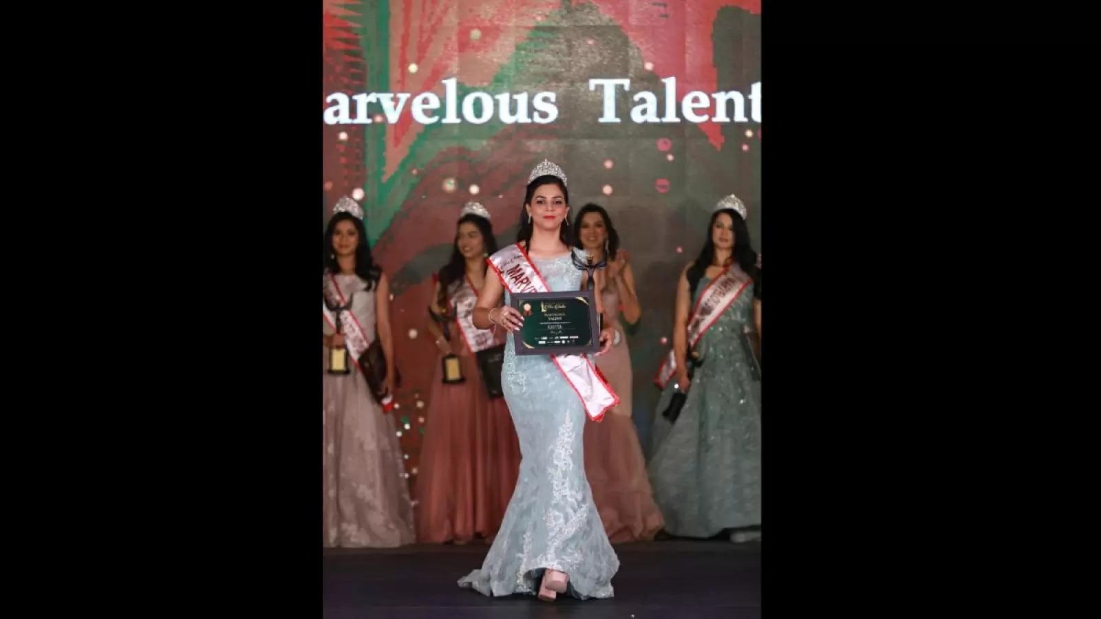 Kavita Kaushal won the title of 'Marvelous Mrs. India Talented 2024'