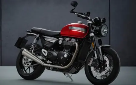 Exhaust note of the Triumph Daytona 660 has been teased; Will be on sale on January 9 with these attributes