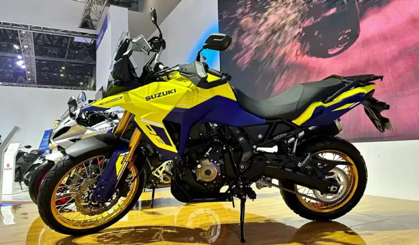 Suzuki GSX-8R glimpsed at Bharat Mobility Expo 2024, may launch soon