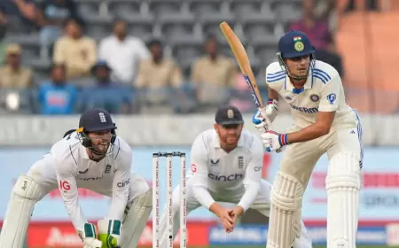 IND vs ENG: Shubman Gill half-century, Rohit-Iyer failed again, India's score 130/4 till lunch on the third day