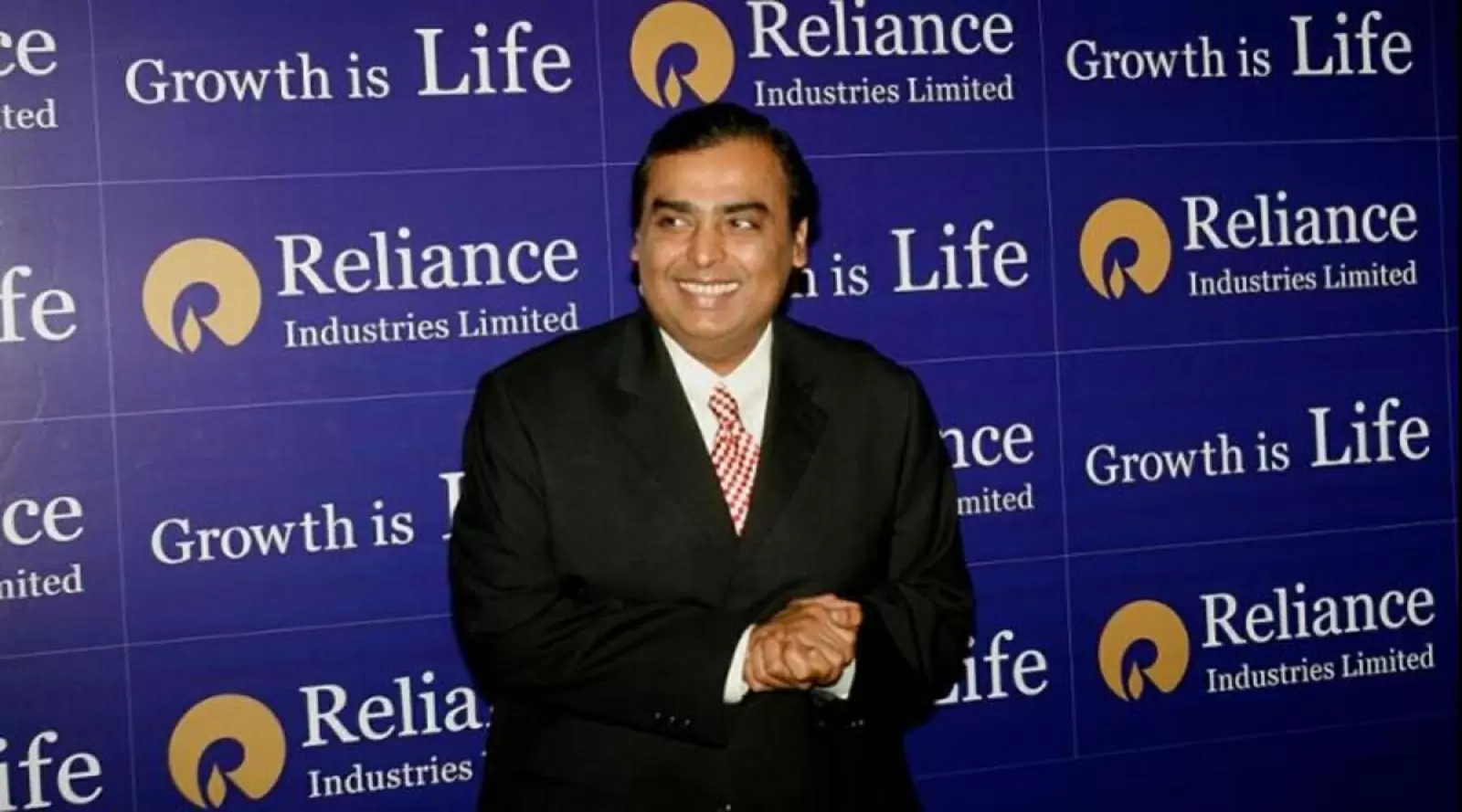 Reliance Industries will buy 13.01% stake in Paramount Global, agreement for Rs 4,286 crore