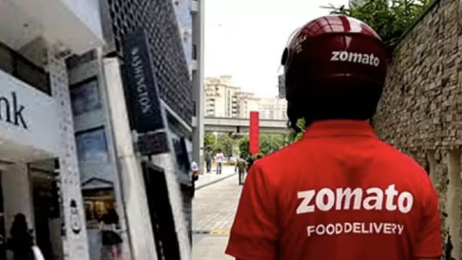 Zomato started separate delivery for those who do not eat non-veg, when there was protest, the company gave clarification