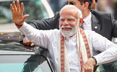 Lok Sabha Elections: Visit to 12 states and 29 programs in 10 days, PM Modi in mission mode after release of BJP's list