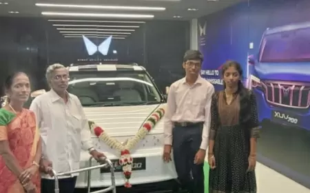 Anand Mahindra fulfilled the promise, handed over the gleaming electric car to Praggnanandhaa; Know the price and features