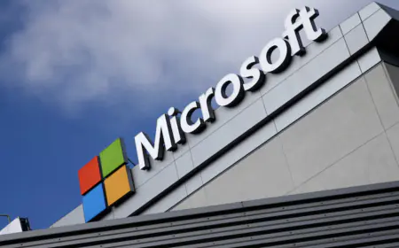 Microsoft will launch its own mobile game store, will compete with Google Play Store