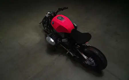 BMW R20 Concept roadster unveiled; 2000 CC engine will turn heads