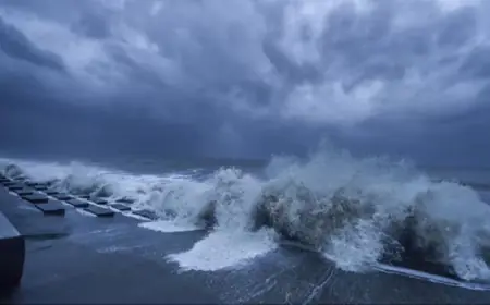 Cyclone Remal will hit Bengal today, 12 NDRF teams deployed; Flight operations will remain closed at the airport