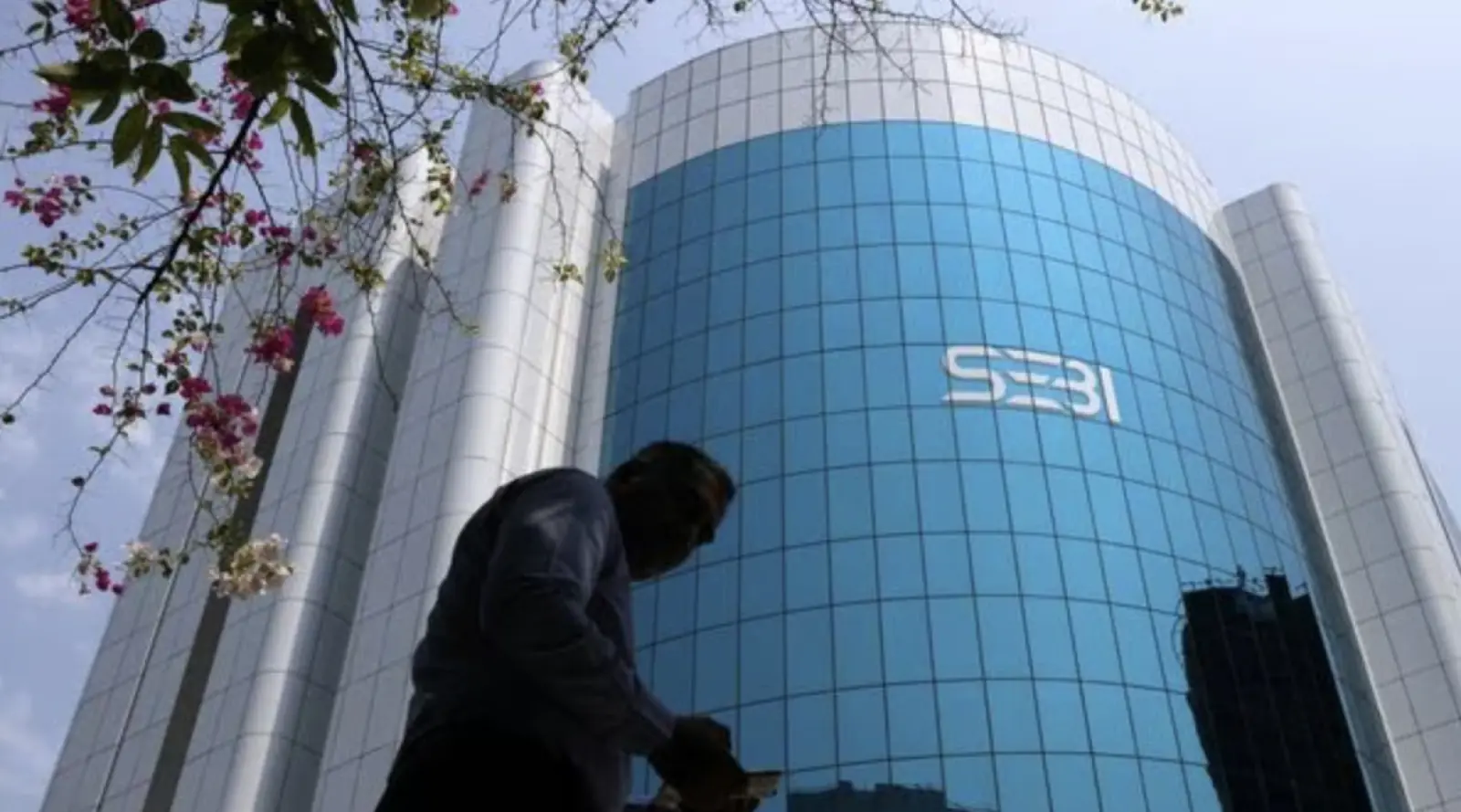 SEBI is planning to change the rules of Demat Account, the limit of keeping securities may increase five times