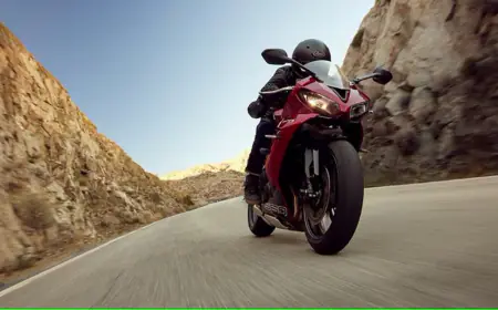 Triumph Daytona 660 starts arriving at dealerships, will be launched in the Indian market soon