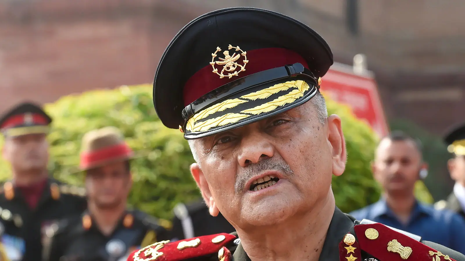Indian Army: 'In the age of technology, the nature of war is changing, we have to be ready for challenges', said CDS Anil Chauhan
