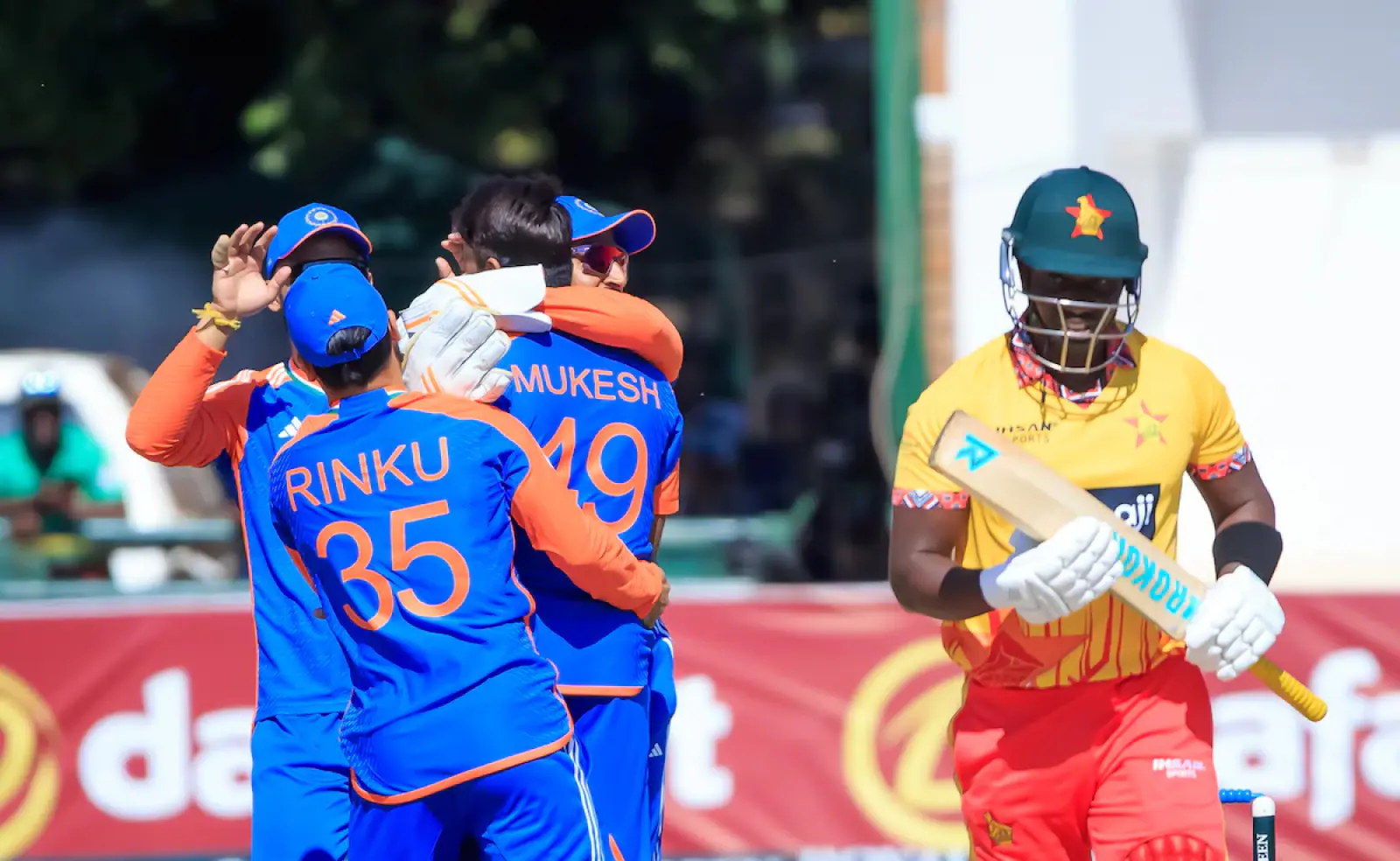 IND vs ZIM: Shubman Gill won the toss and chose to bowl, three players made their debut for India