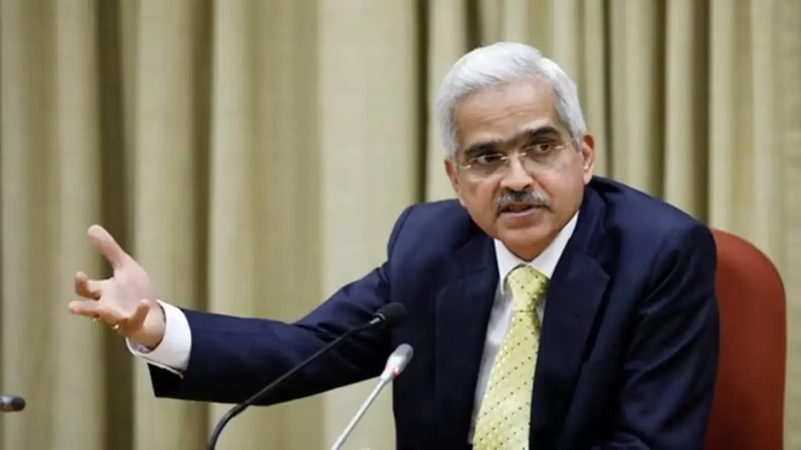 No banking license to business houses, RBI Governor Shaktikanta Das said - monitoring will be difficult; also gave the reason