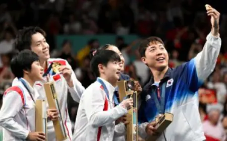 Paris Olympics: Taking selfie with enemy country's players proved costly, now they will have to bear the punishment for smiling