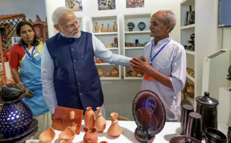 PM visited the exhibition during the Vishwakarma program, also met the beneficiaries