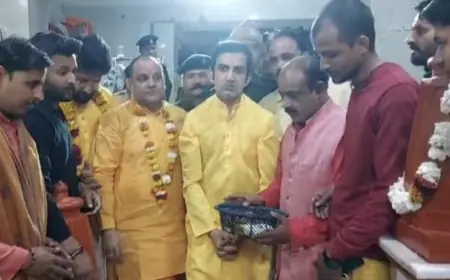 Gautam Gambhir is filled with devotion during Navratri, reaches Pitambara Peeth for darshan