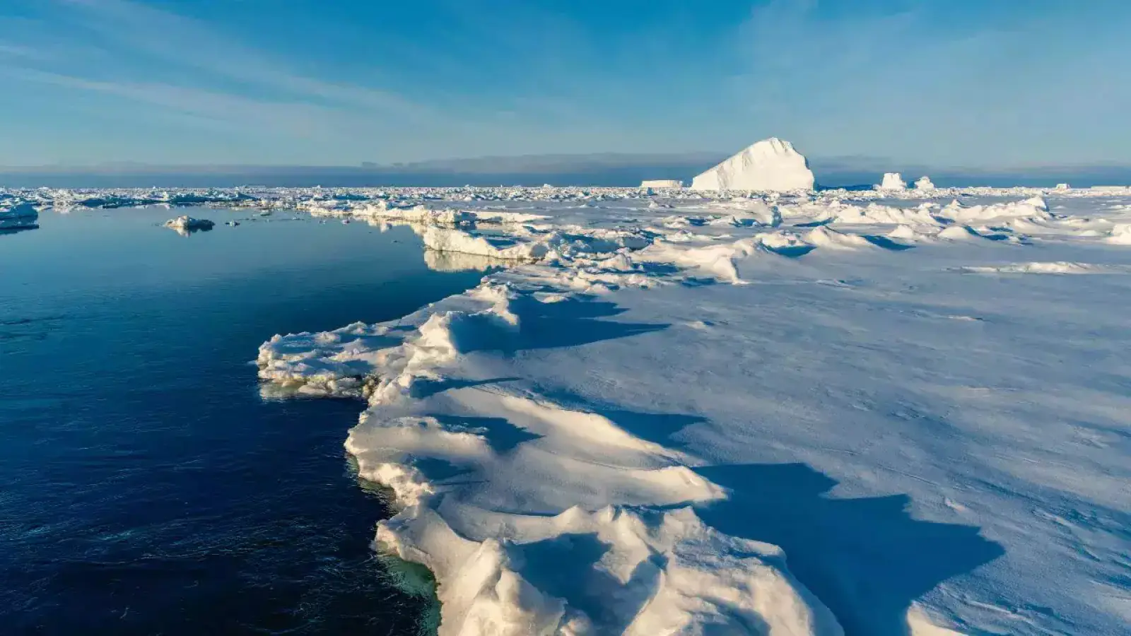 Scientists alert: All the ice in the Arctic will melt by 2027, strict action will have to be taken to save it