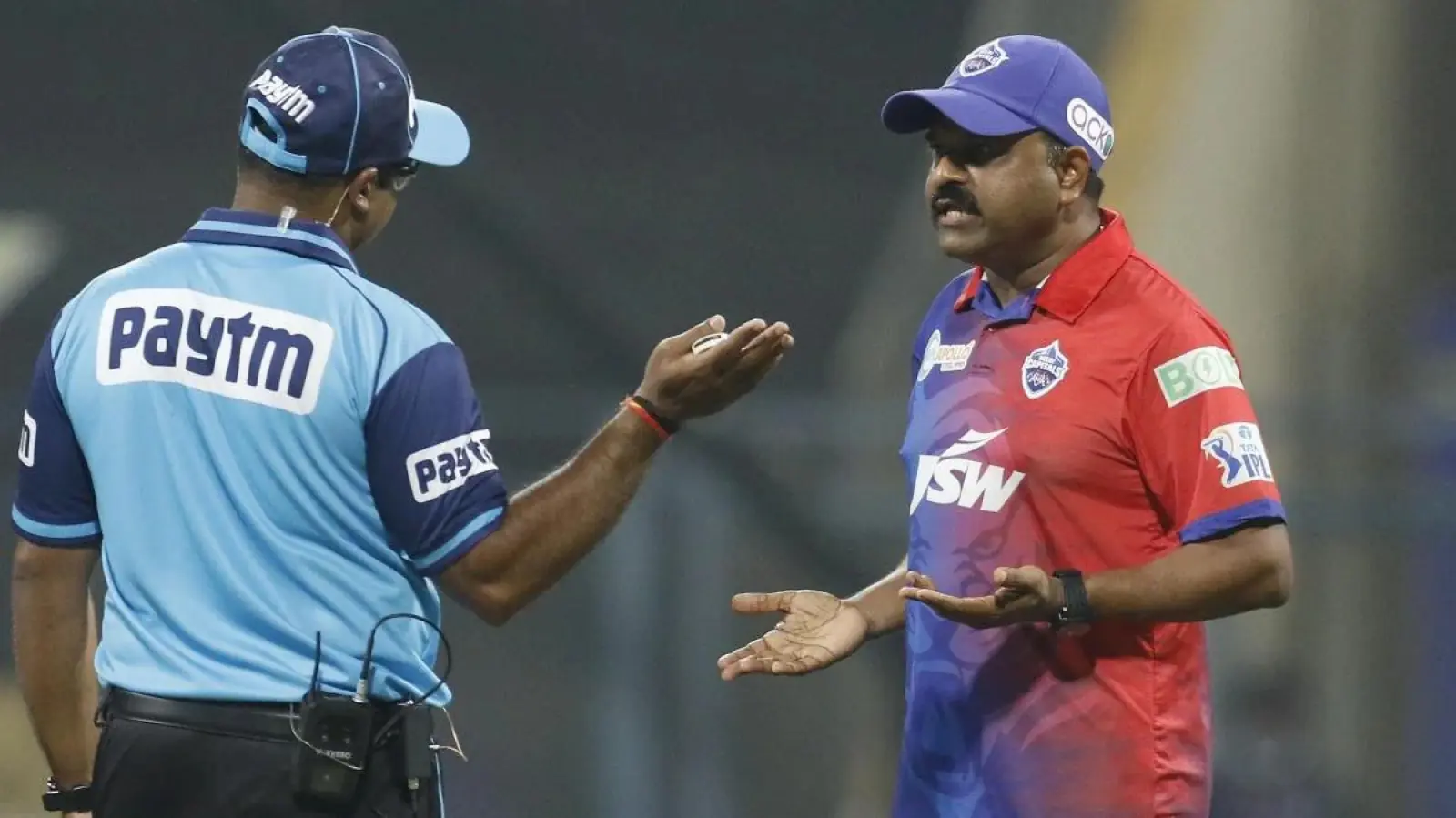 Umpires got upset when the captain did not come for the toss in the final; Match referee gave such a big punishment