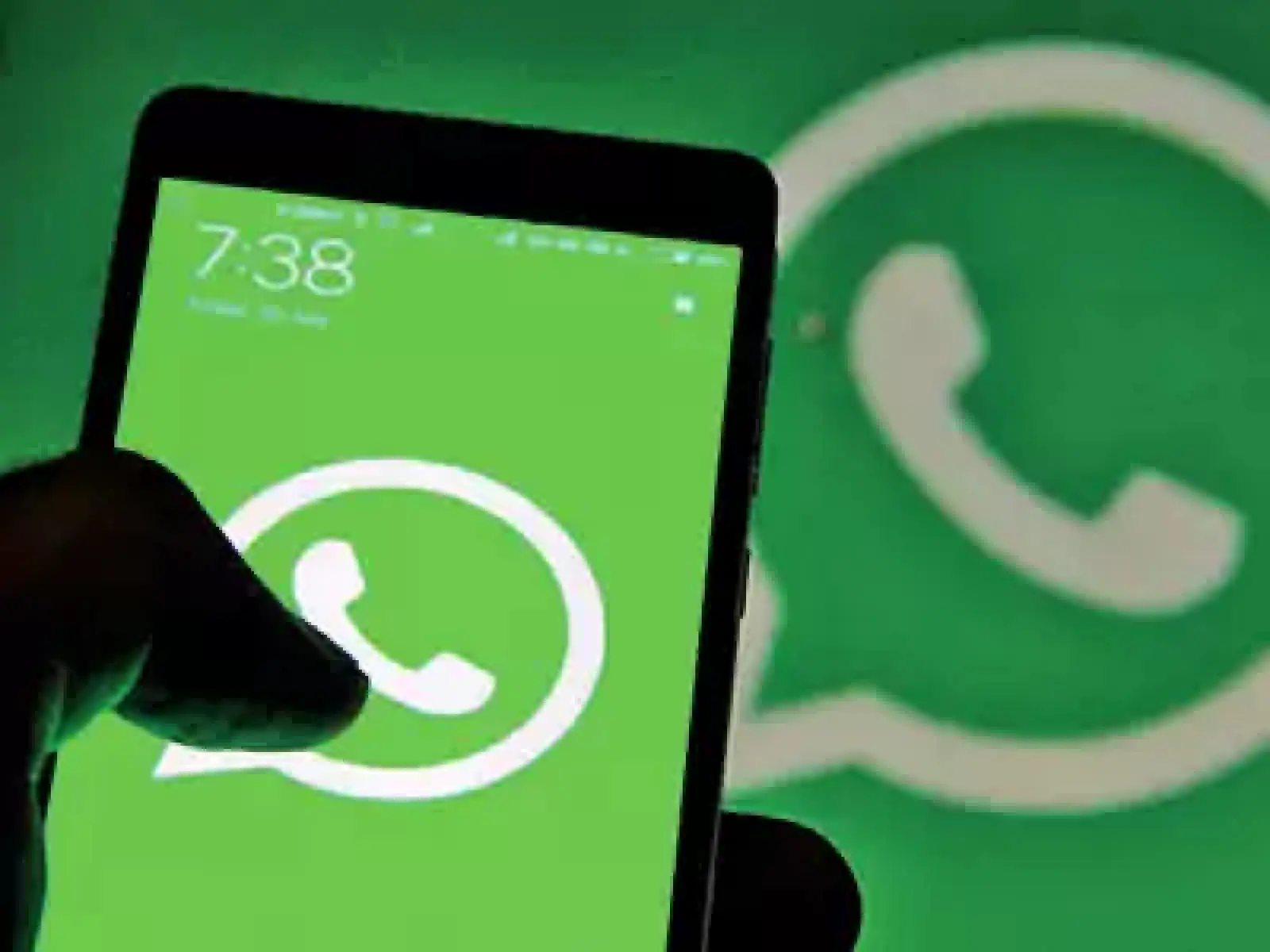 With WhatsApp's new feature, you'll be able to scan documents from the app itself