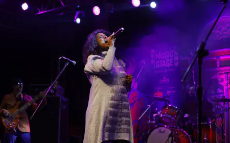 Jaipur Music Stage 2025 Continues Its Musical Extravaganza with a Soulful Second Night!