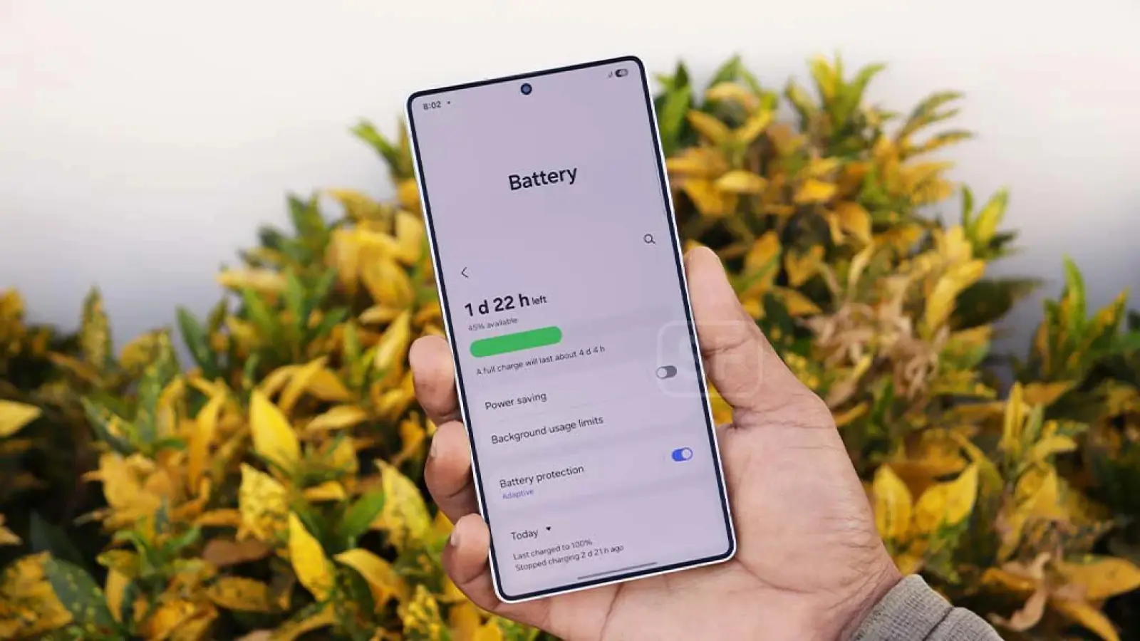 Users upset Samsung's One UI 7 new update, phone battery is draining quickly