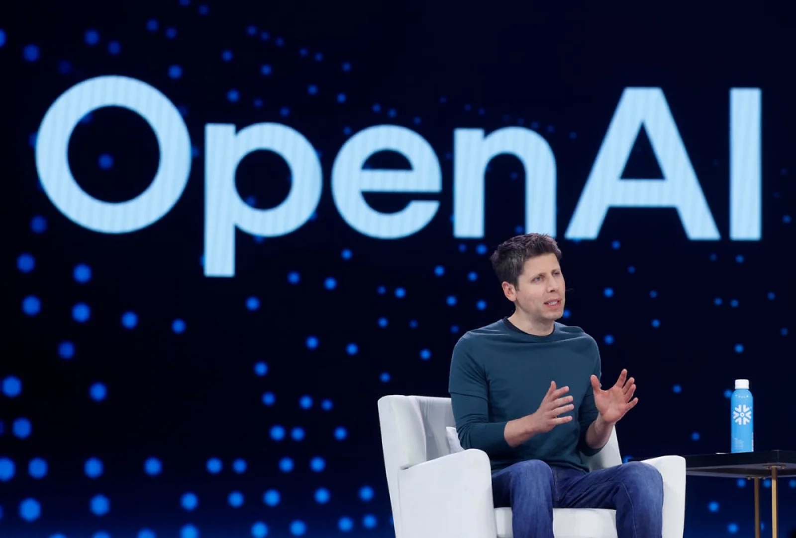 Meta hired three senior experts from OpenAI in the war of AI; Sam Altman made serious allegations