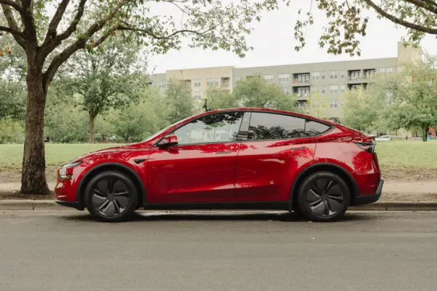 Automated taxi service launched in Austin, 10 cars will also have a human safety driver