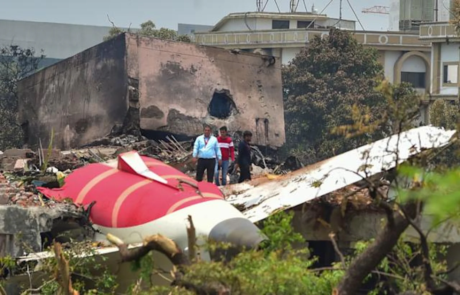 Air India's plane suddenly came down 900 feet after takeoff; Know details