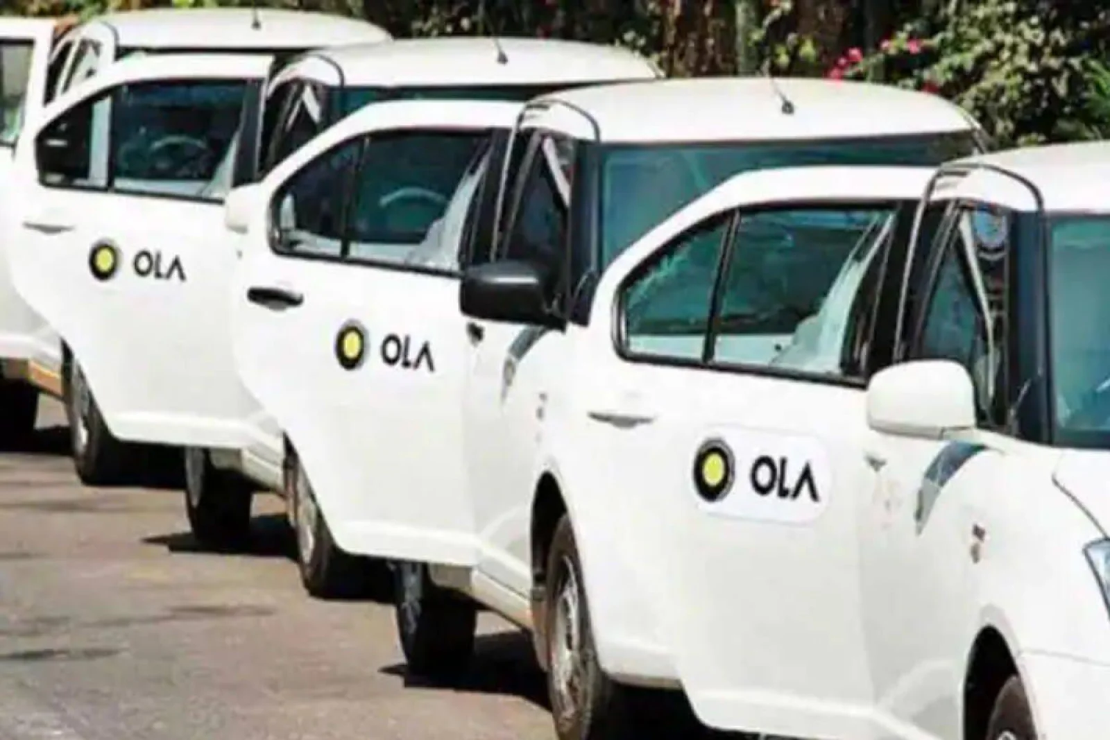 New Rule: Ola-Uber taxis will now retire in 8 years in Delhi, driver will have to put license at this place