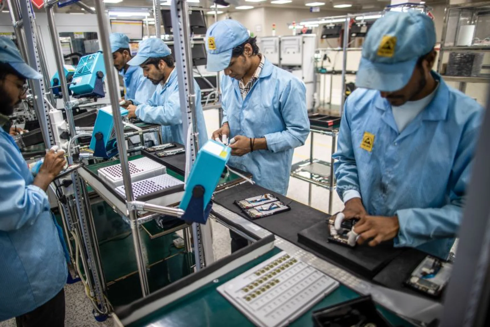India overtook China in smartphone exports, sent most phones to America