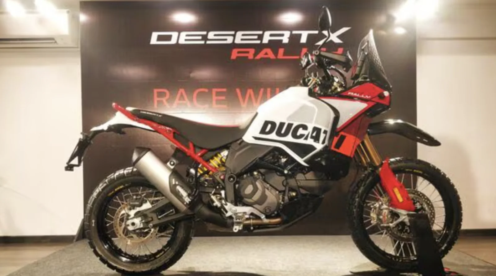 Ducati India Offers ₹1.5 Lakh Store Credit on DesertX Rally Till August 31