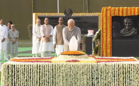 PM Modi, President Murmu and Leaders Pay Tribute to Atal Bihari Vajpayee on His Death Anniversary at 'Sadaiv Atal' Memorial
