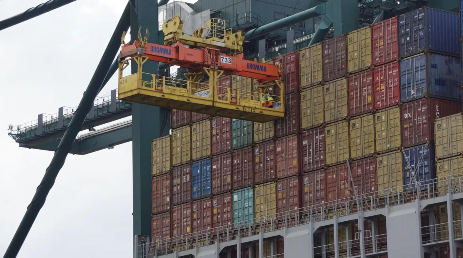 India Imposes Five-Year Anti-Dumping Duty on Chinese Lift Guide Rails to Protect Domestic Industry