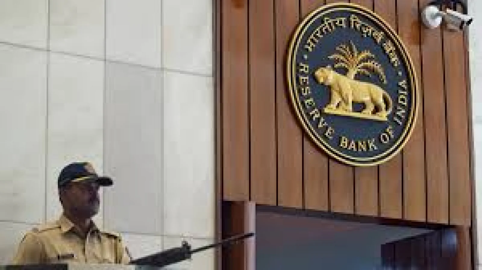S&P Retains India’s FY26 GDP Growth Estimate at 6.5%, Sees 25 bps RBI Rate Cut