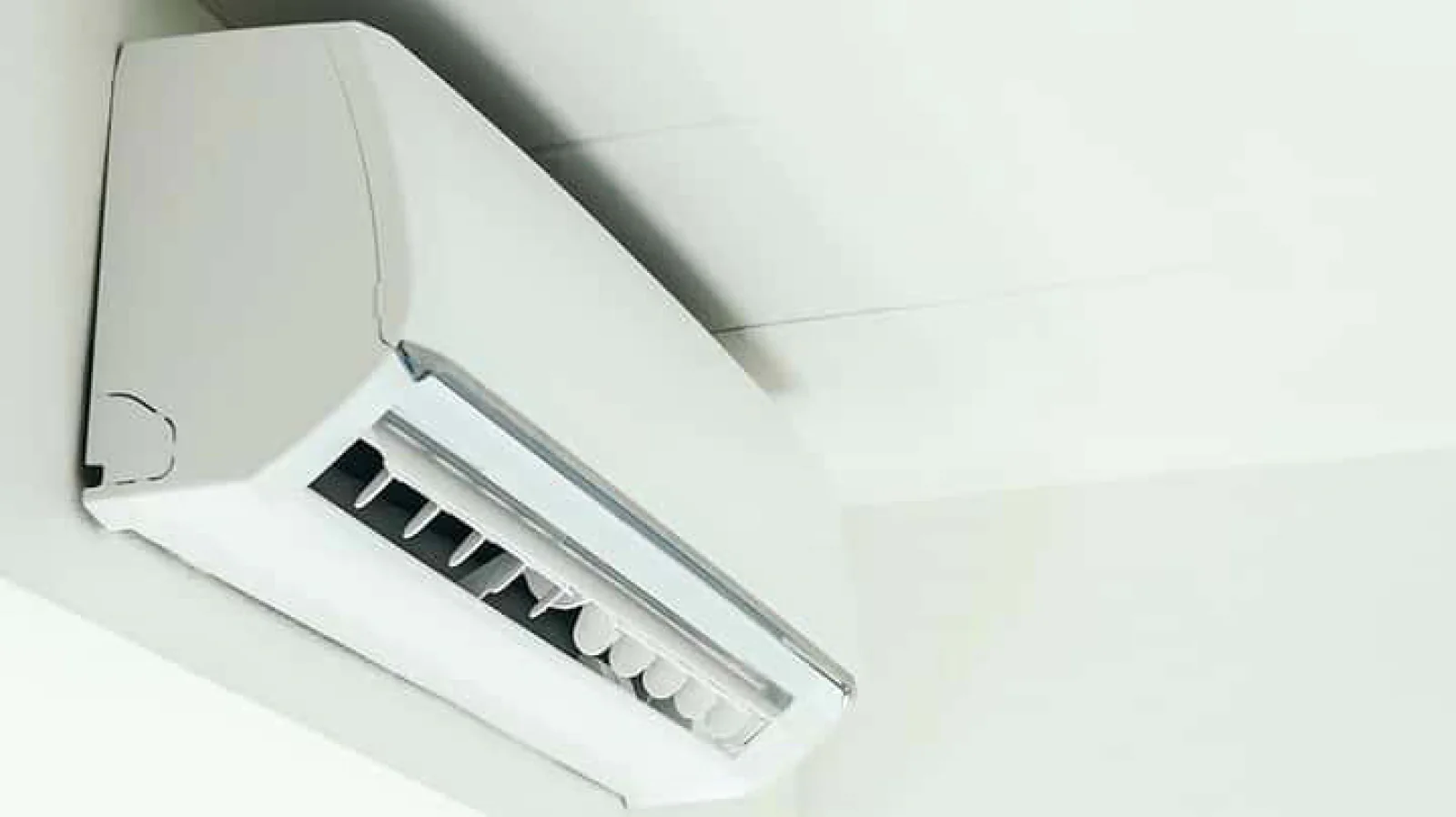 AC Sales May Dip 15% in FY26, Yet Sector Eyes Strong Growth on GST Relief, Rising Temperatures