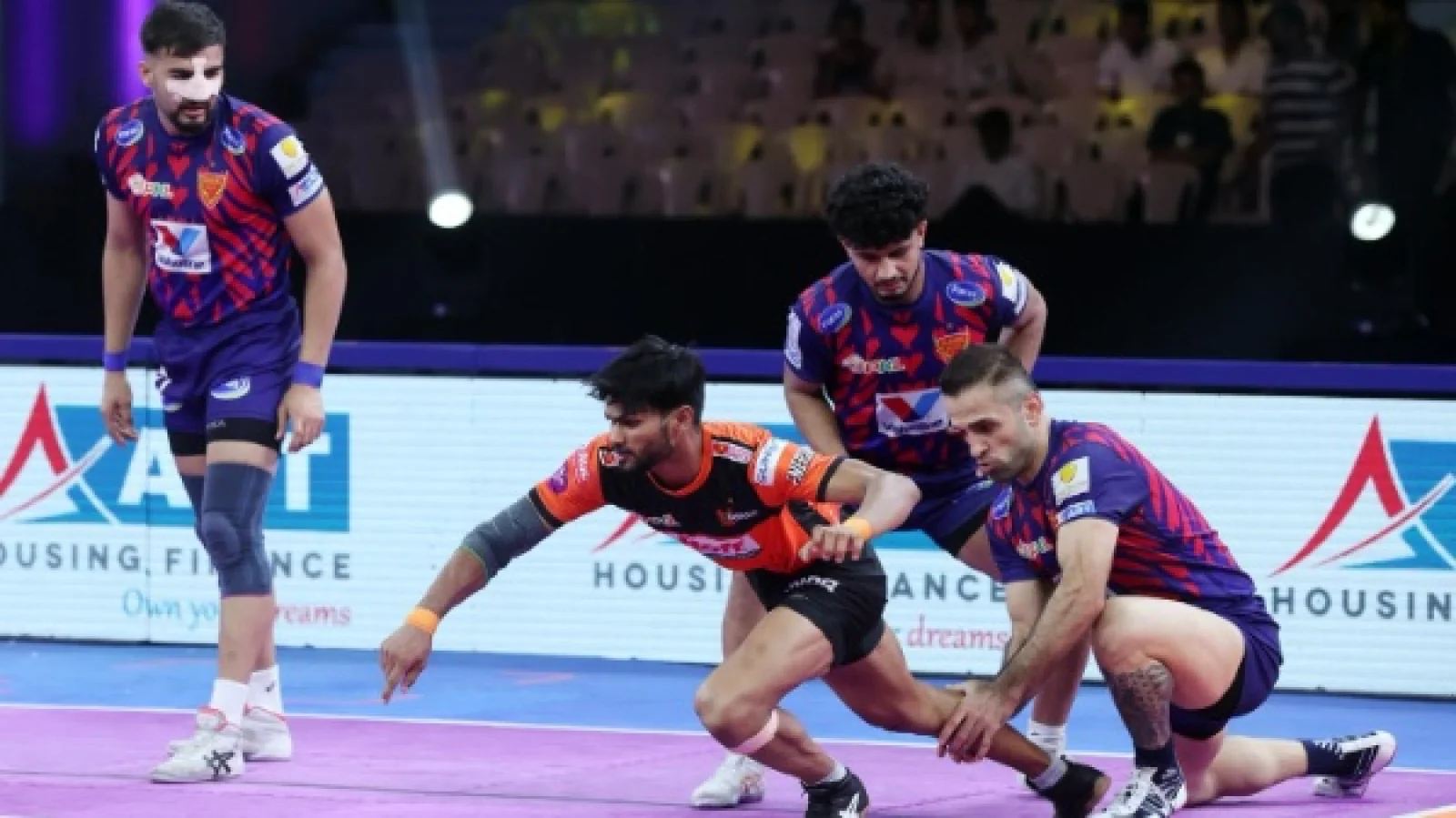 PKL 2025: Delhi defeated U Mumba by 21 points to regain the number-1 spot